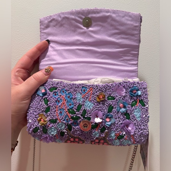 Handcrafted beaded sequin from India to you butterfly clutch bag w chain viral - Picture 4 of 5